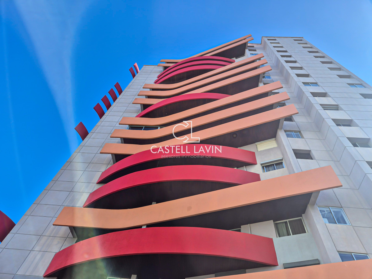 Apartamento ID.748 - Venta Apartamento 2 Dormitorios y Servicio edificio Scorpio Playa Brava Punta del Este