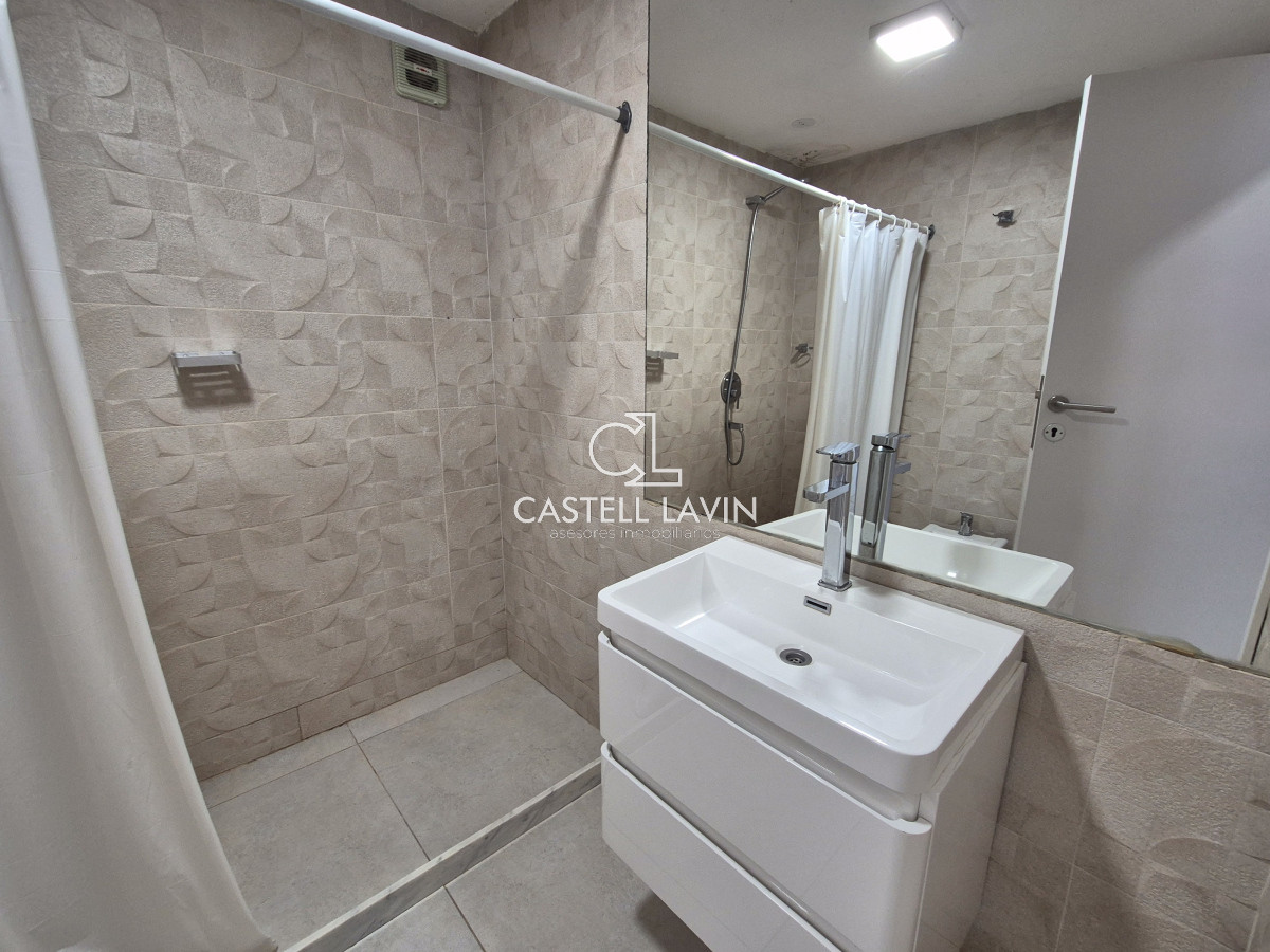 Apartamento ID.336 - Alquiler Anual Apartamento 1 Dormitorios en Primera Línea Mansa Punta del Este