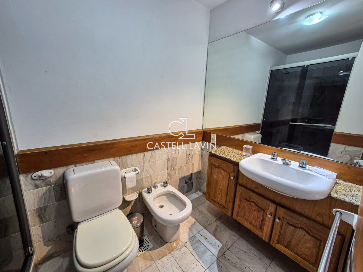 Apartamento ID.748 - Venta Apartamento 2 Dormitorios y Servicio edificio Scorpio Playa Brava Punta del Este