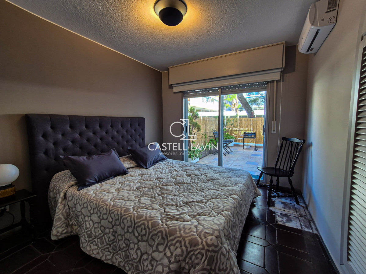 Apartamento ID.72 - Alquiler Anual Apartamento 2 Dormitorios Península Punta del Este 