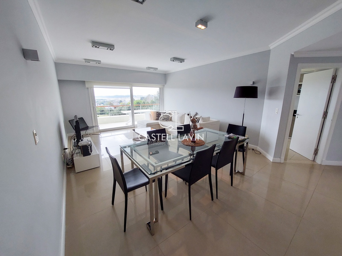 Apartamento ID.43 - Venta Apartamento 2 Dormitorios en Veramansa Playa Mansa Punta del Este