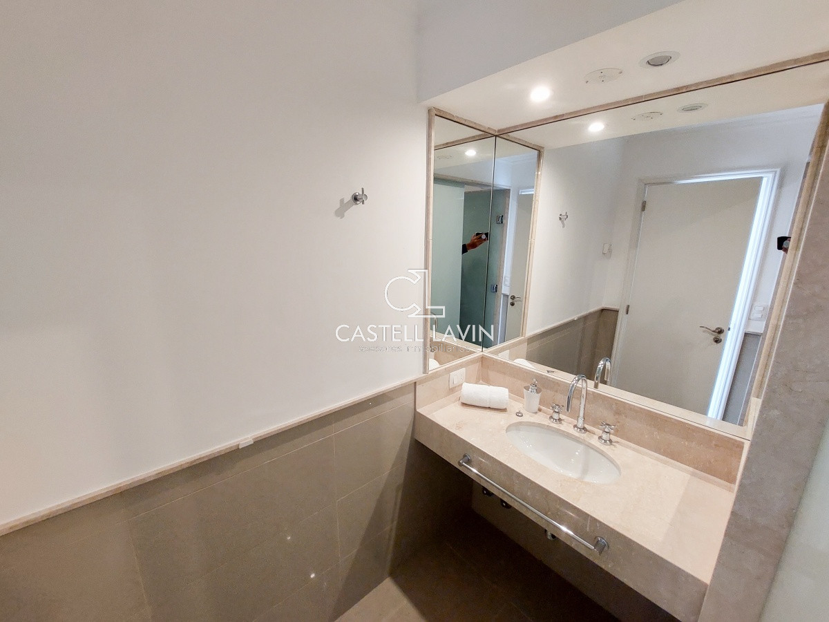 Apartamento ID.41 - Venta PentHouse Con Piscina Propia Playa Mansa Punta del Este