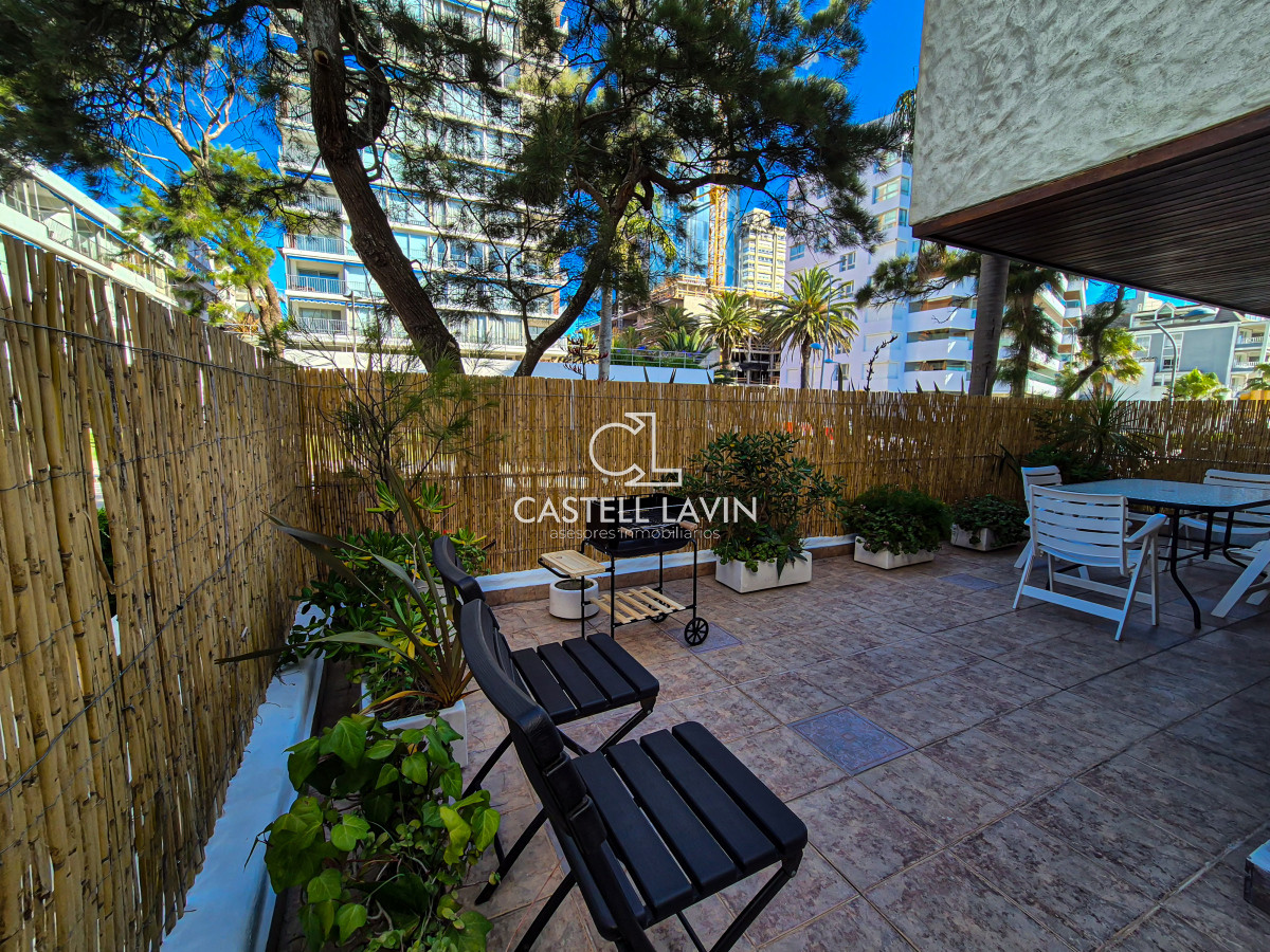 Apartamento ID.72 - Alquiler Anual Apartamento 2 Dormitorios Península Punta del Este 
