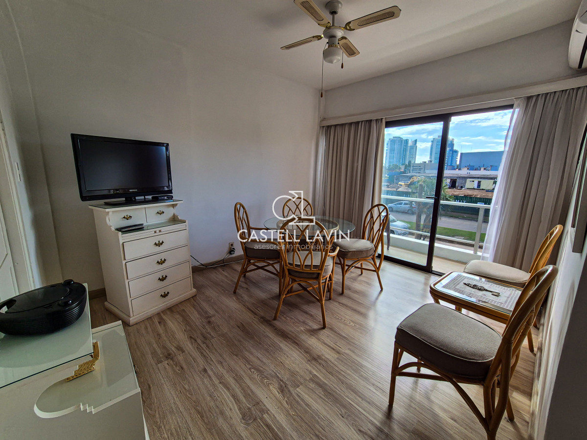 Apartamento ID.483 - Venta Apartamento Monoambiente en Chiverta Punta del Este