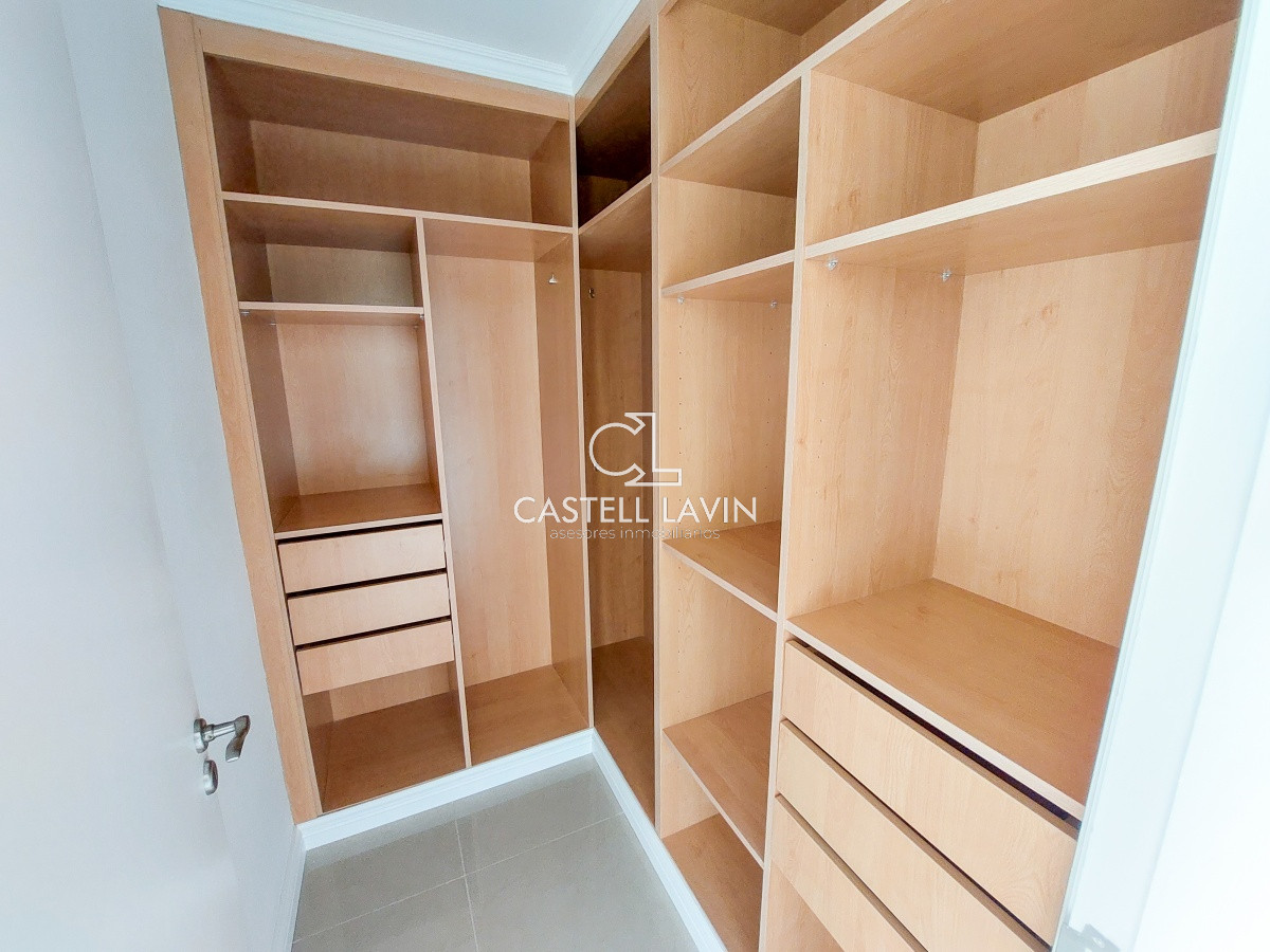Apartamento ID.42 - Venta PentHouse Con Piscina Propia Playa Mansa Punta del Este
