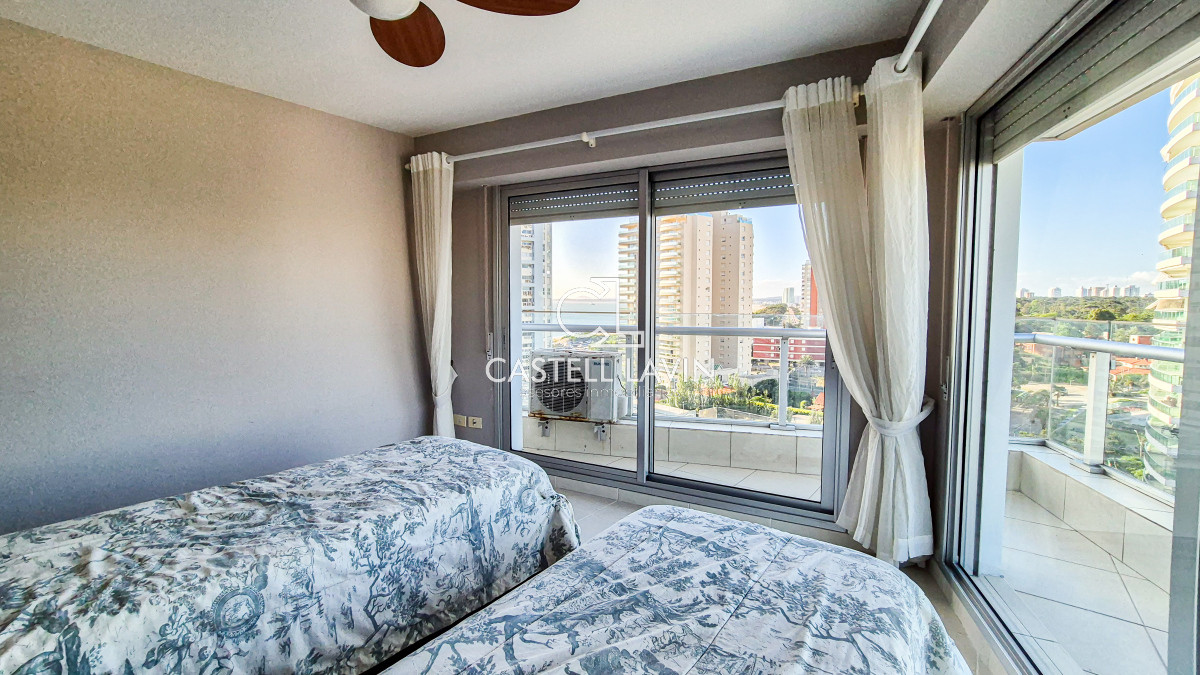 Apartamento ID.92 - Alquiler Temporal Apartamento 3 Dormitorios Season Tower Mansa Punta del Este