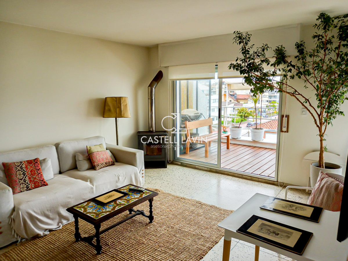 Apartamento ID.79 - Alquiler Temporal Apartamento 2 Dormitorios con Vista al Mar Península Punta del Este