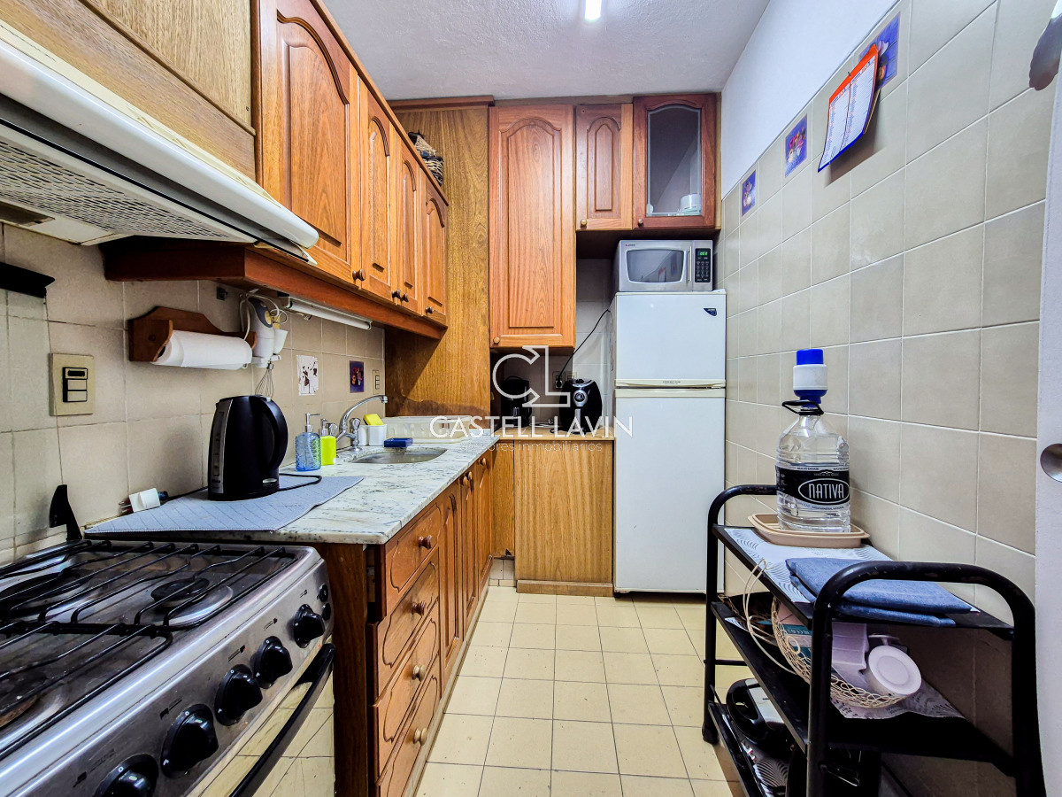 Apartamento ID.104 - Alquiler Anual Apartamento 2 Dormitorios con Piscina Roosevelt Punta del Este