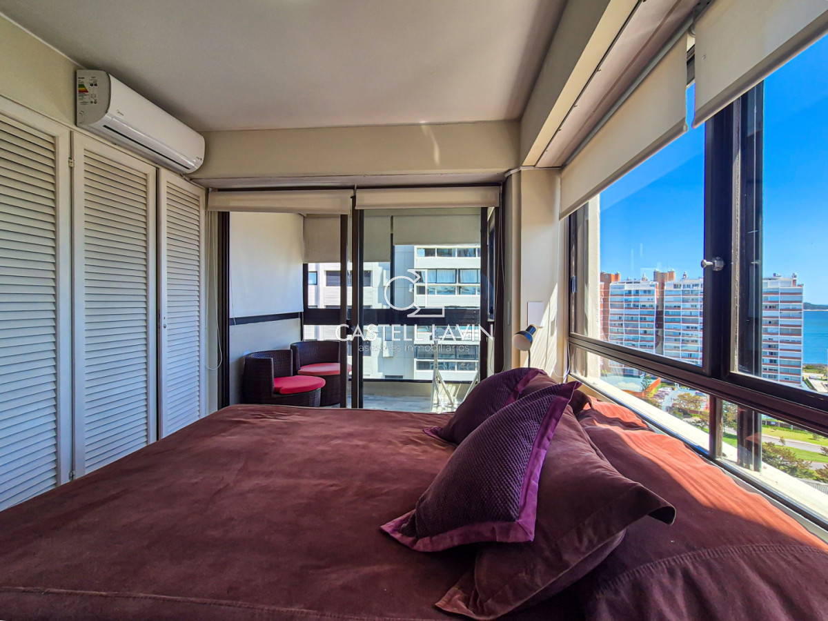Apartamento ID.794 - Venta Apartamento 3 Dormitorios Frente a la Playa Brava Punta del Este