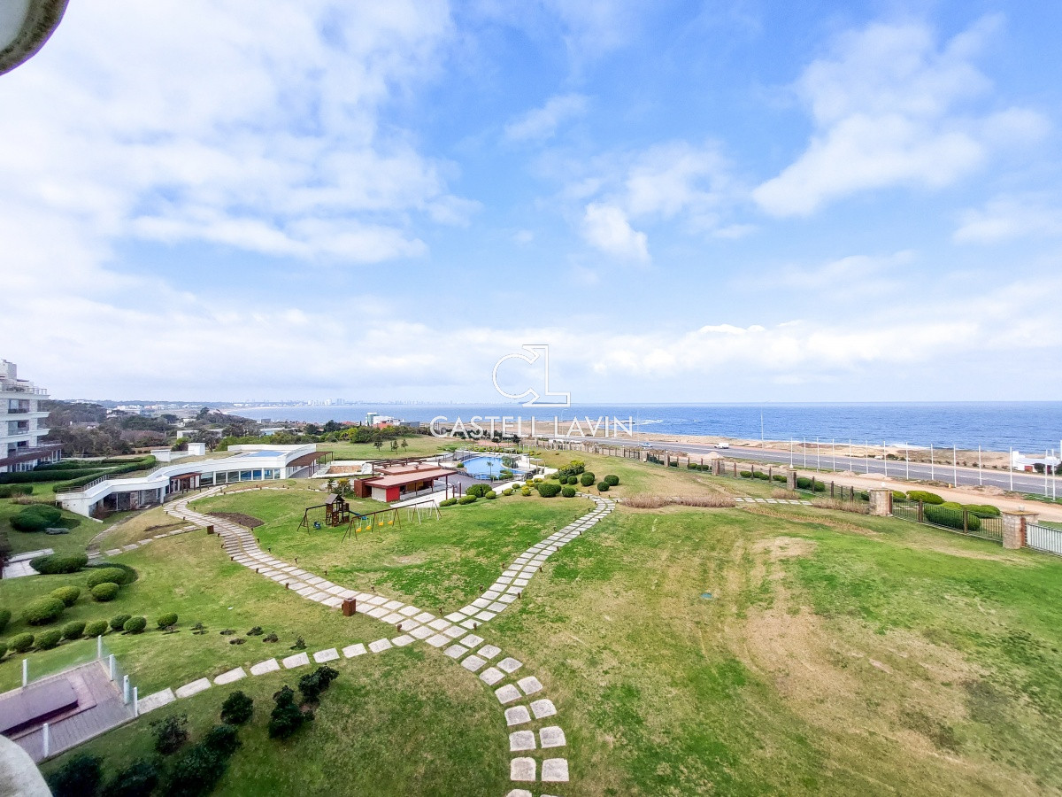Apartamento ID.42 - Venta PentHouse Con Piscina Propia Playa Mansa Punta del Este