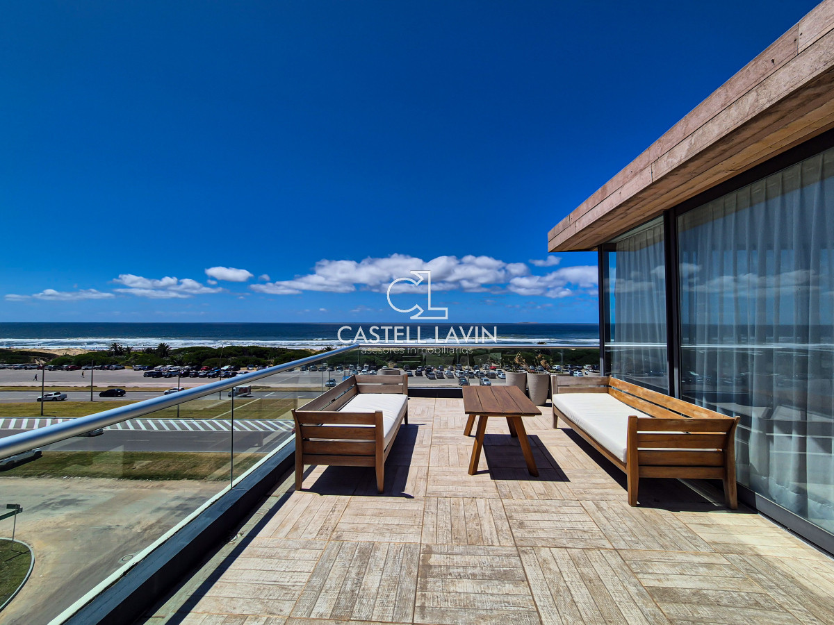 Apartamento ID.265 - Venta PentHouse 3 Dormitorios frente al Mar Playa Brava Punta del Este