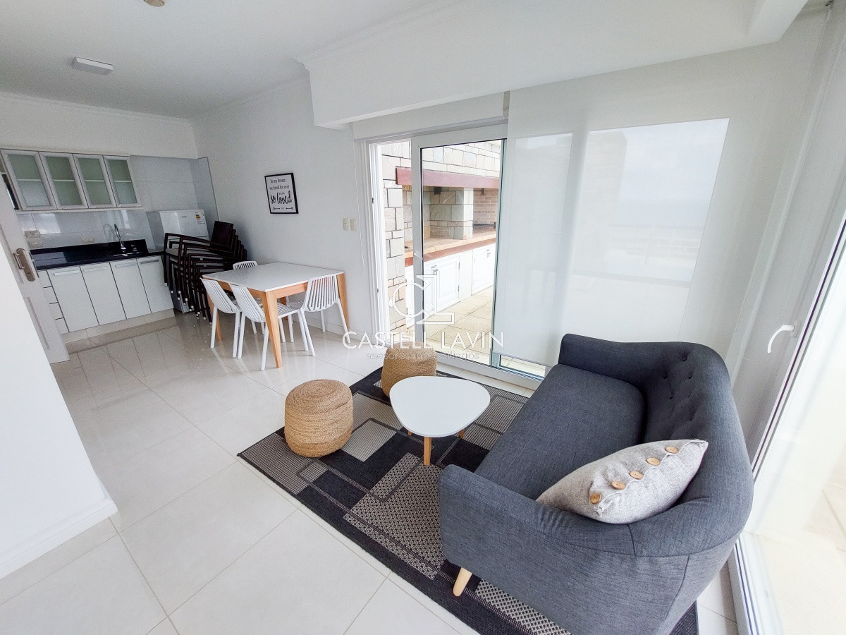 Apartamento ID.41 - Venta PentHouse Con Piscina Propia Playa Mansa Punta del Este