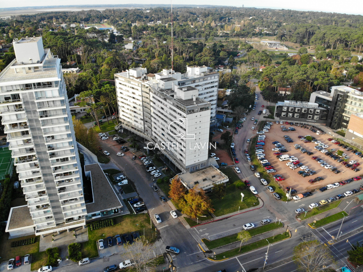 Apartamento ID.506 - Venta Apartamento 1 Dormitorios con Piscina Roosevelt Punta del Este