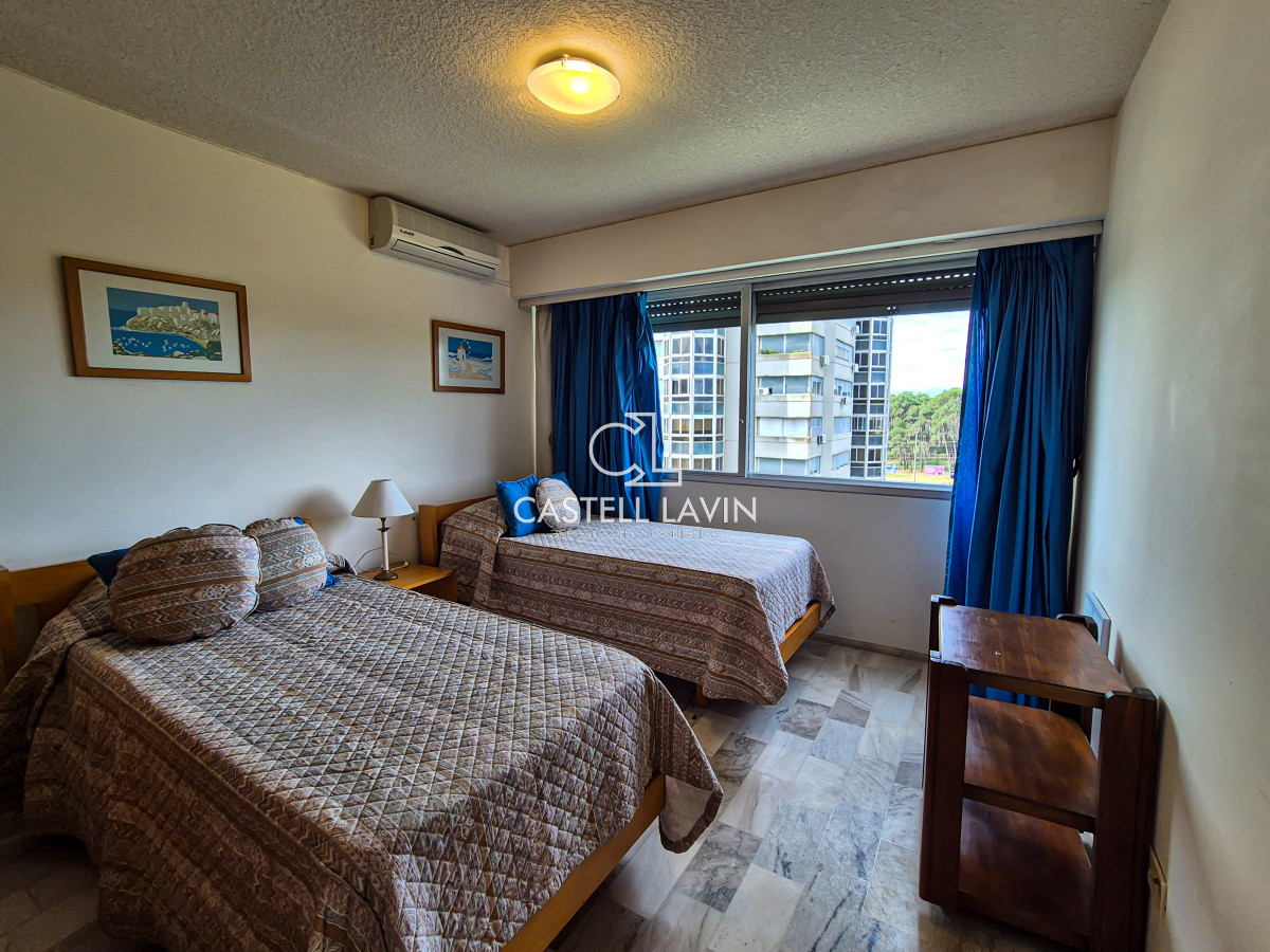 Apartamento ID.395 - Venta Apartamento 3 Dormitorios Roosevelt Center Punta del Este 