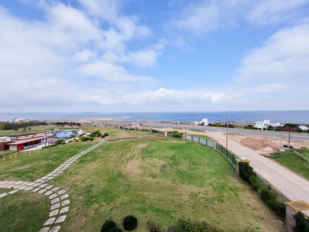 Venta PentHouse Con Piscina Propia Playa Mansa Punta del Este