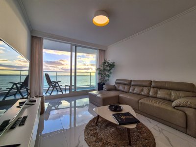 Venta Apartamento 3 Dormitorios Paramount Tower Playa Masa Punta del Este
