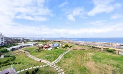 Venta PentHouse Con Piscina Propia Playa Mansa Punta del Este