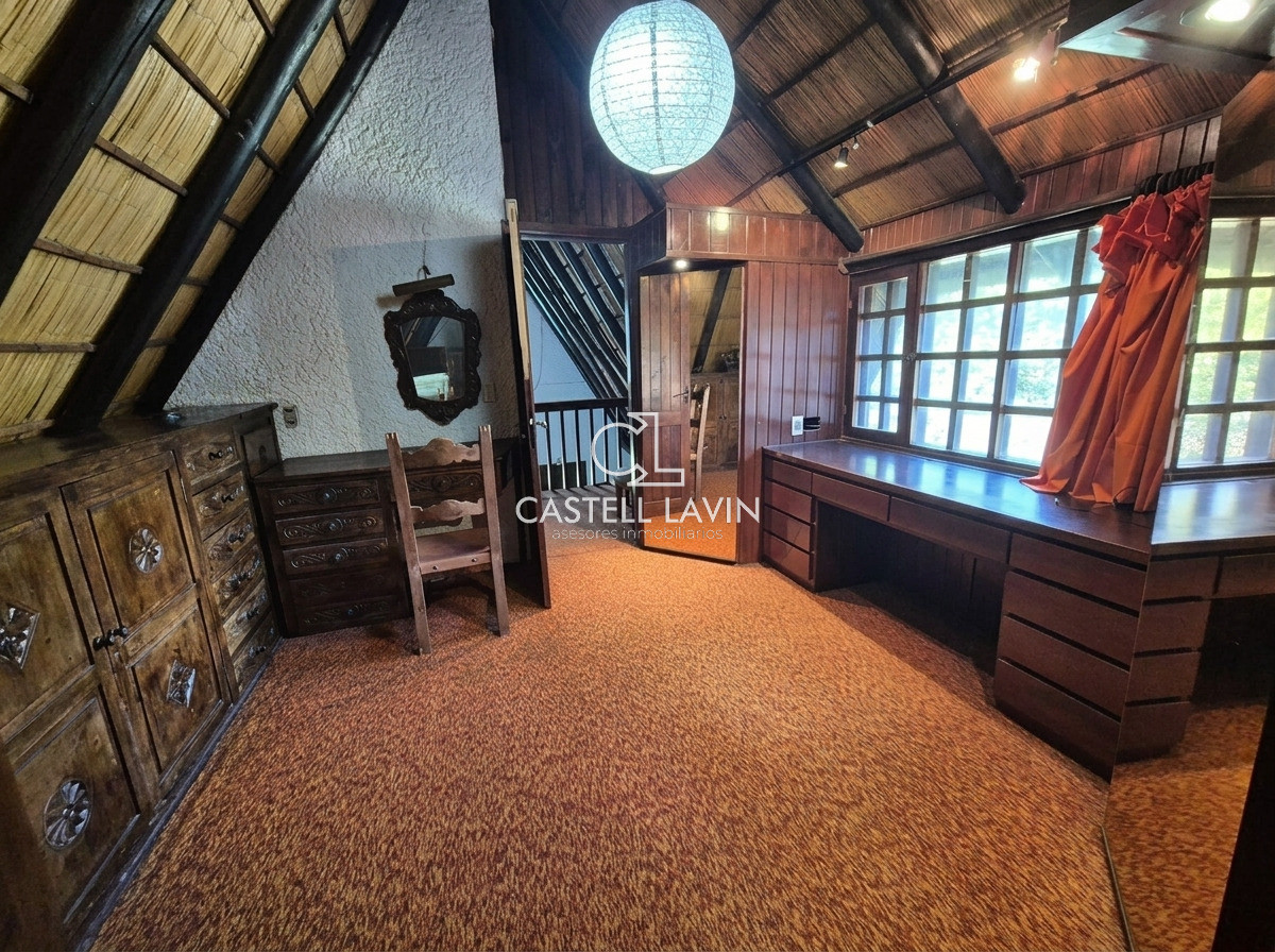 Casa ID.1169 - Alquiler Anual Casa 3 Dormitorios Cantegril Punta del Este