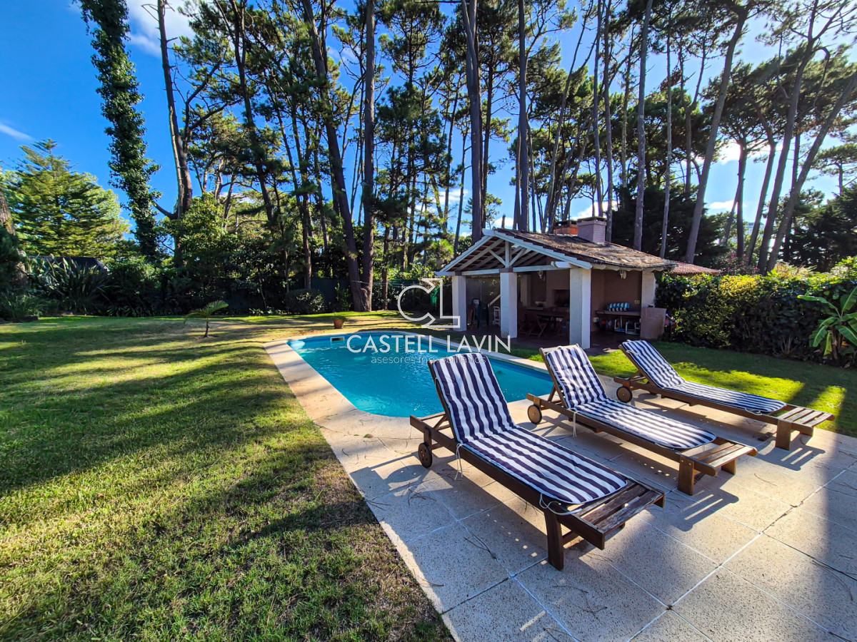 Casa ID.975 - Alquiler Anual Casa 3 Dormitorios San Rafael Punta del Este