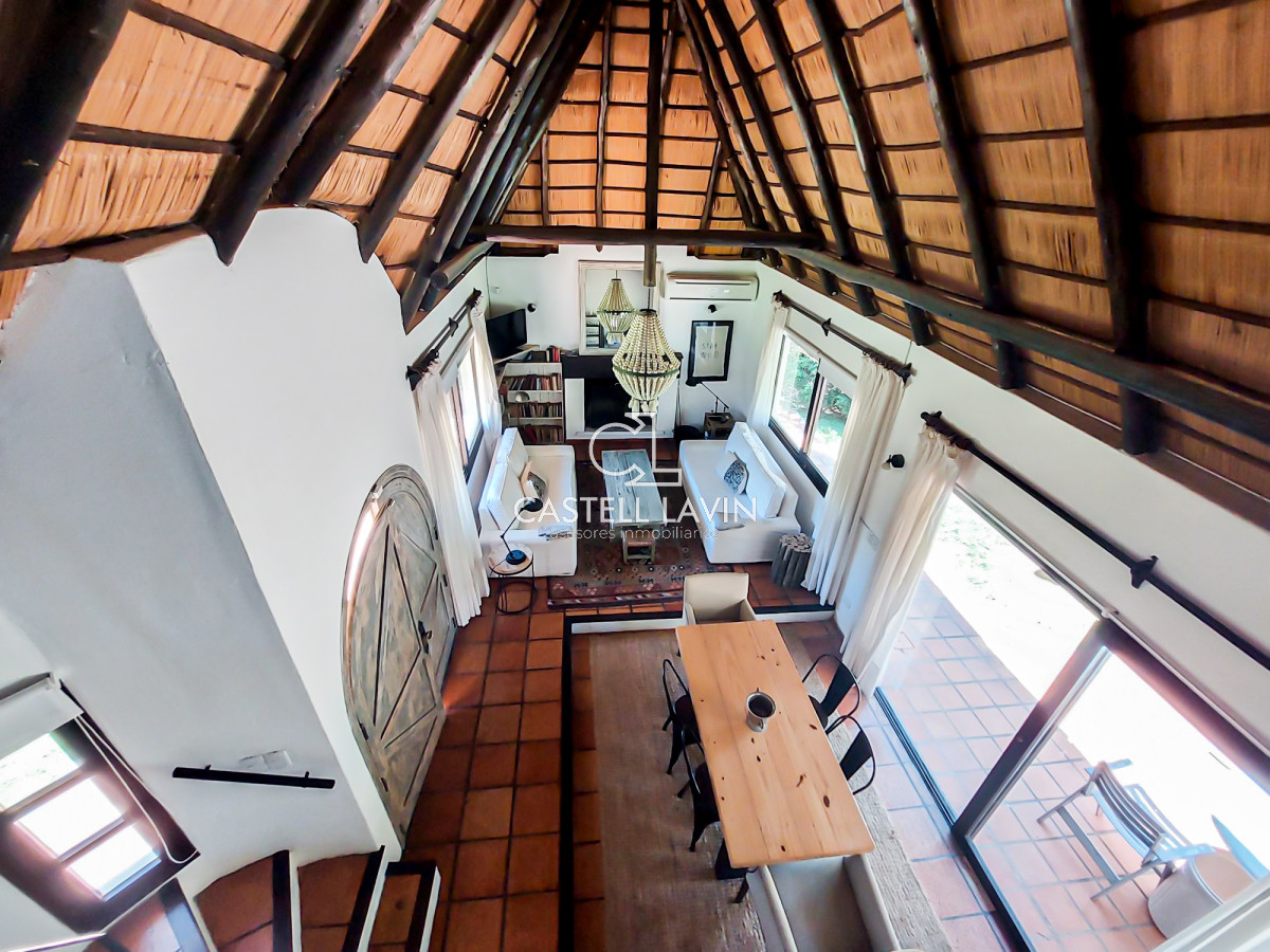 Casa ID.128 - Venta Casa 3 Dormitorios con Piscina Rincón del Indio Punta del Este
