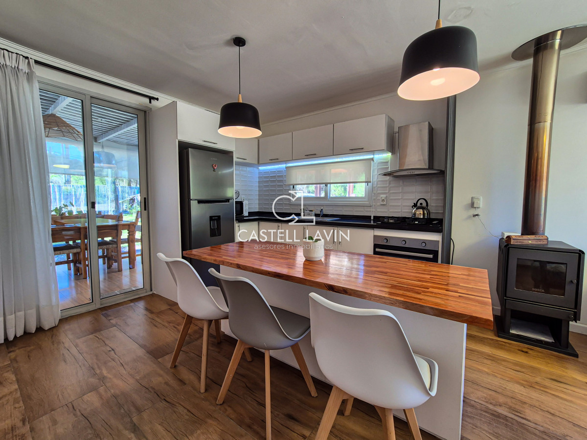 Casa ID.272 - Alquiler Temporal Casa 3 Dormitorios Burnett Punta del Este