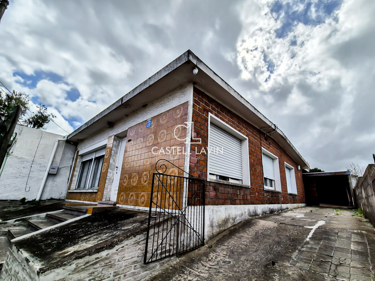 Casa ID.49 - Venta Casa con Piscina Climatizada Centro San Carlos