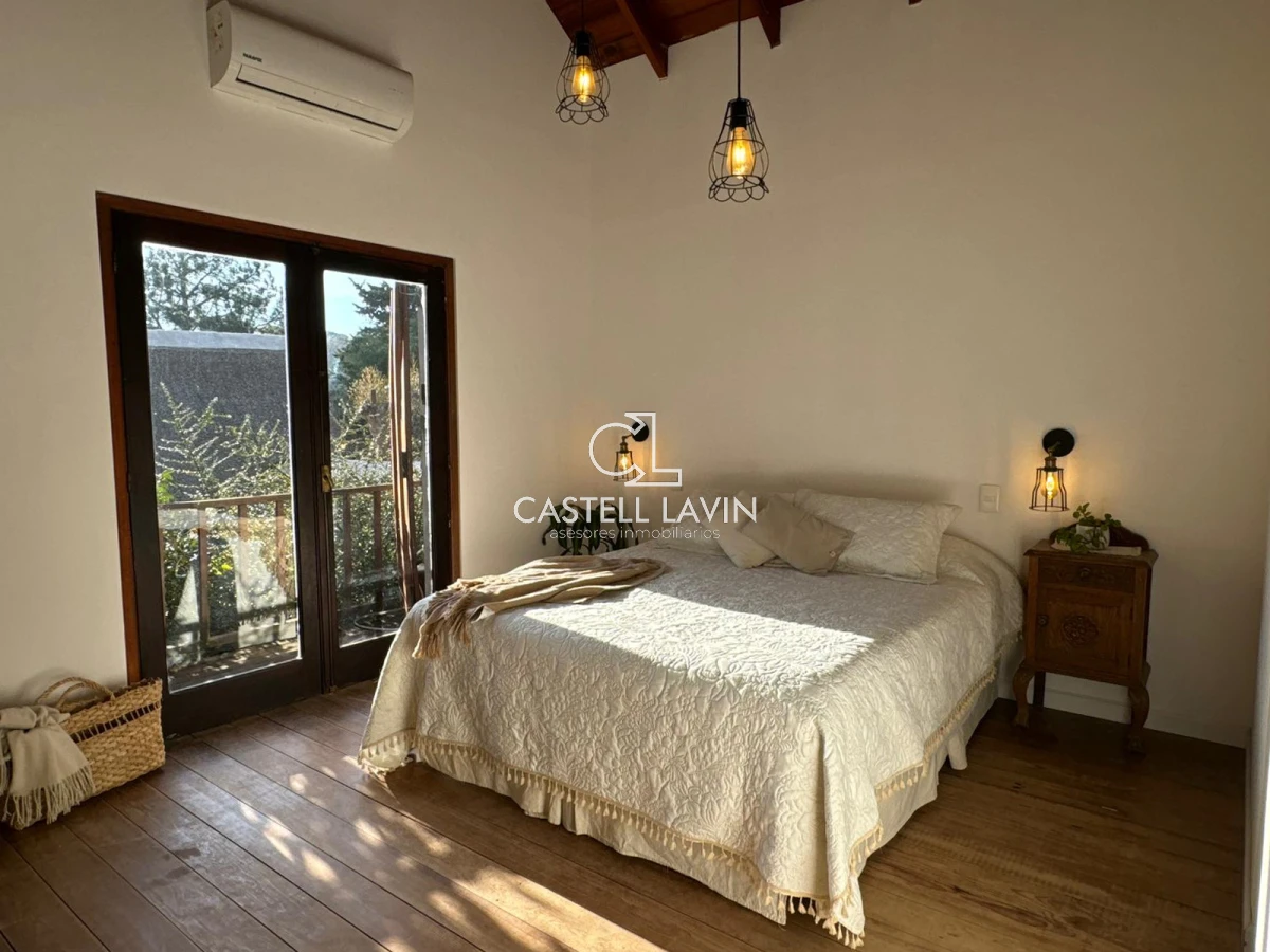 Casa ID.150 - Alquiler Temporal Casa 3 Dormitorios con Piscina Pinares Punta del Este 