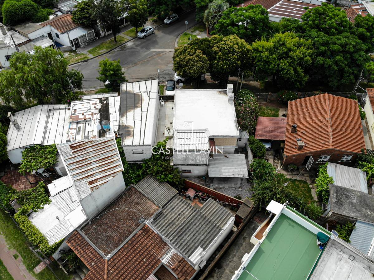 Casa ID.302 - Venta Casa 5 Dormitorios Barrio Rivera Maldonado 