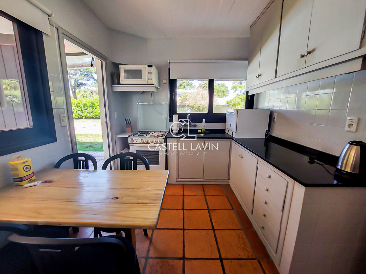 Casa ID.128 - Venta Casa 3 Dormitorios con Piscina Rincón del Indio Punta del Este