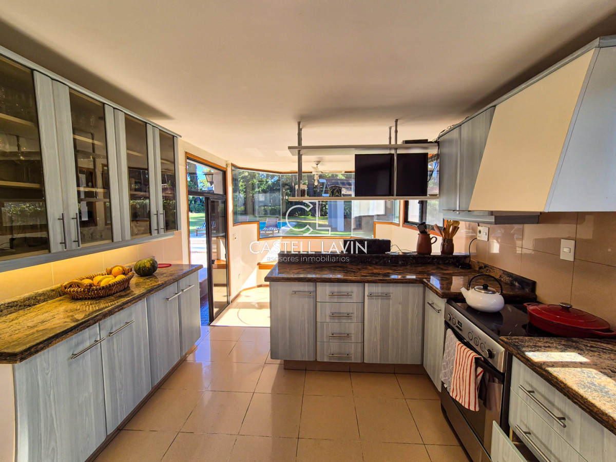 Casa ID.975 - Alquiler Anual Casa 3 Dormitorios San Rafael Punta del Este