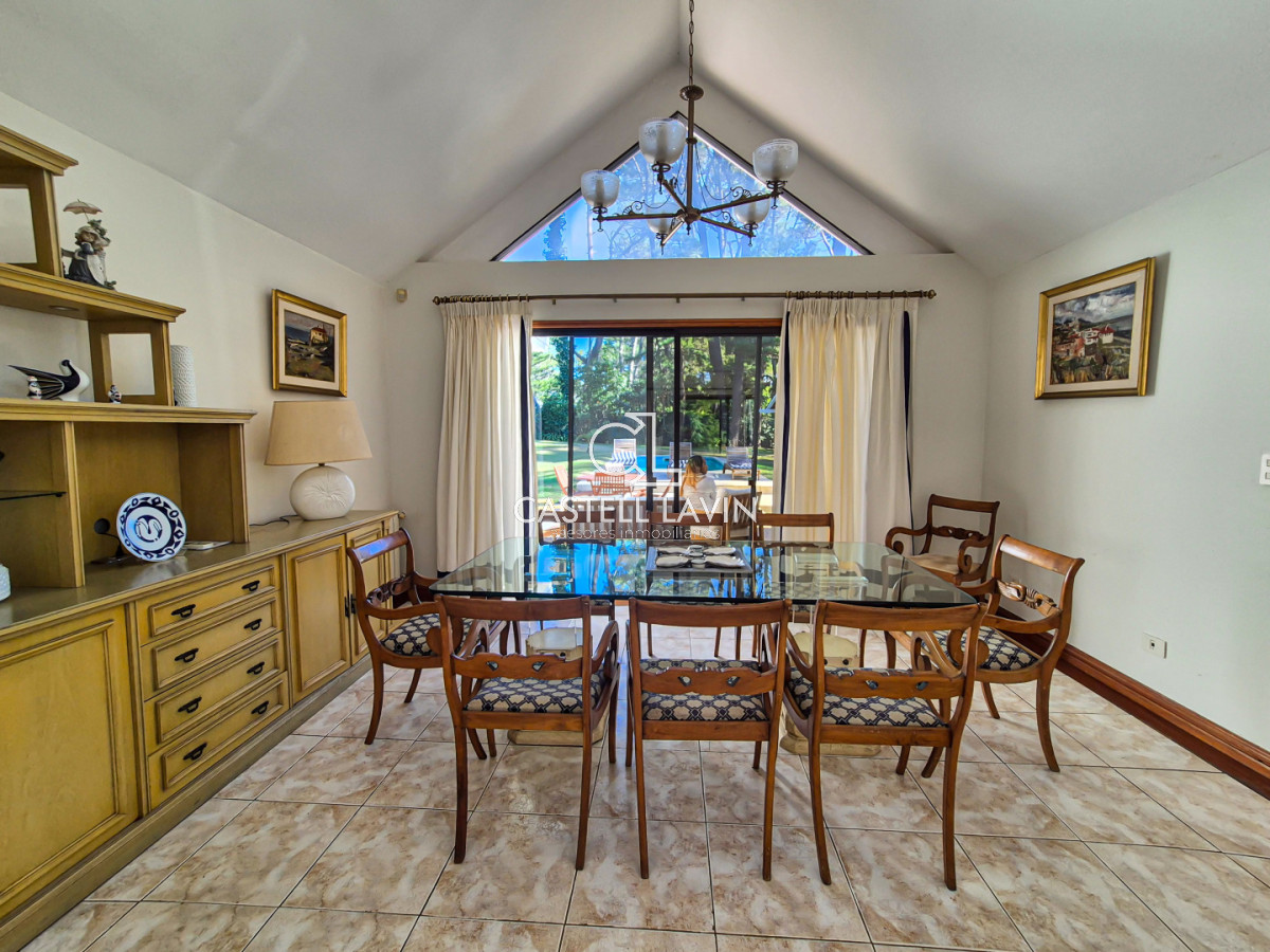 Casa ID.975 - Alquiler Anual Casa 3 Dormitorios San Rafael Punta del Este