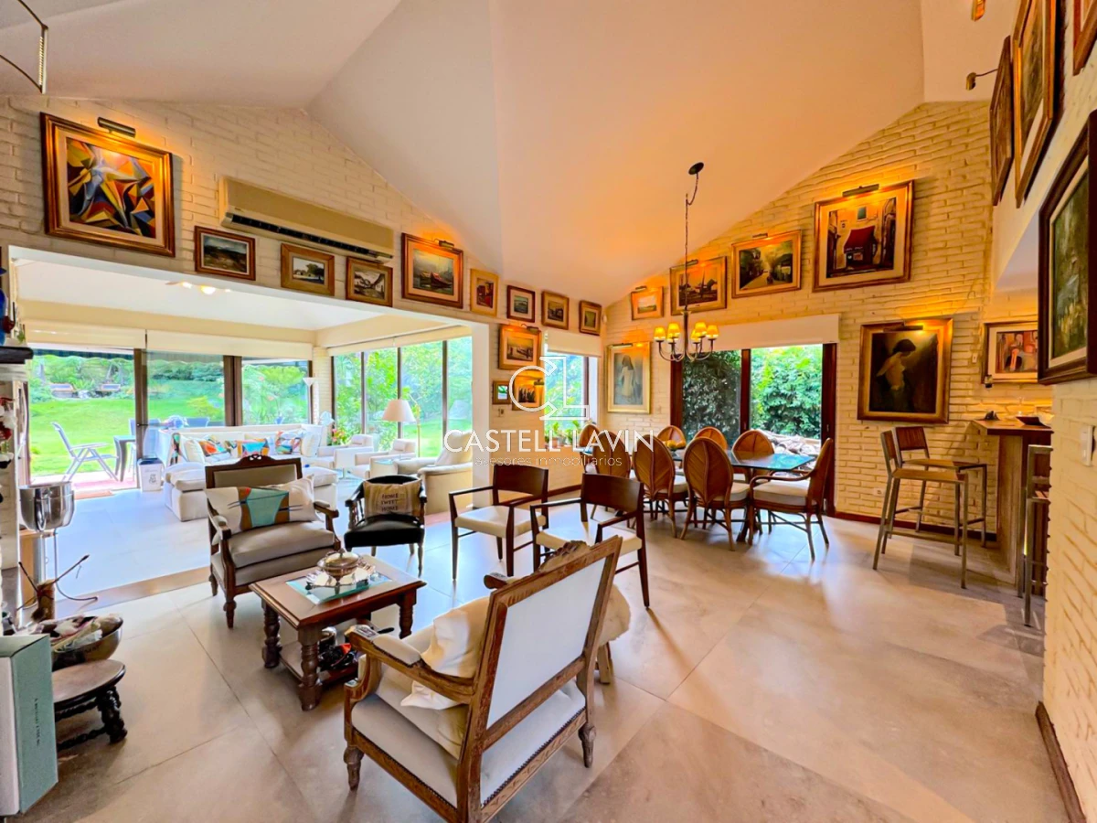 Casa ID.888 - Alquiler Temporal Casa 4 Dormitorios Cantegril Punta del Este