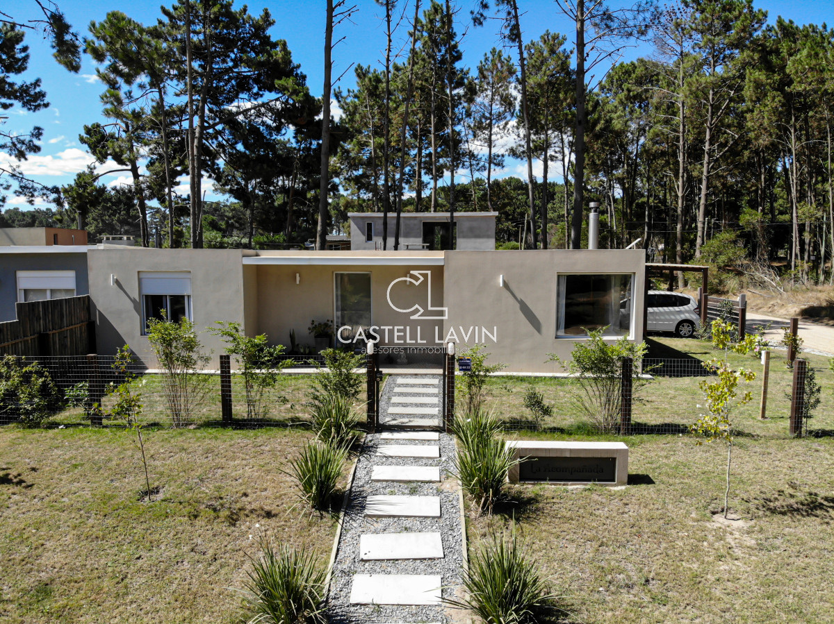 Casa ID.272 - Alquiler Temporal Casa 3 Dormitorios Burnett Punta del Este
