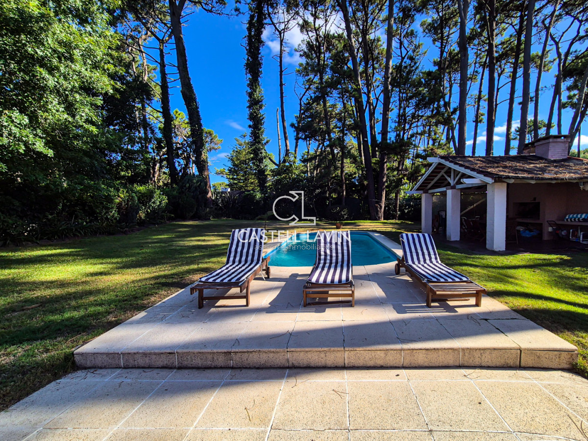 Casa ID.975 - Alquiler Anual Casa 3 Dormitorios San Rafael Punta del Este