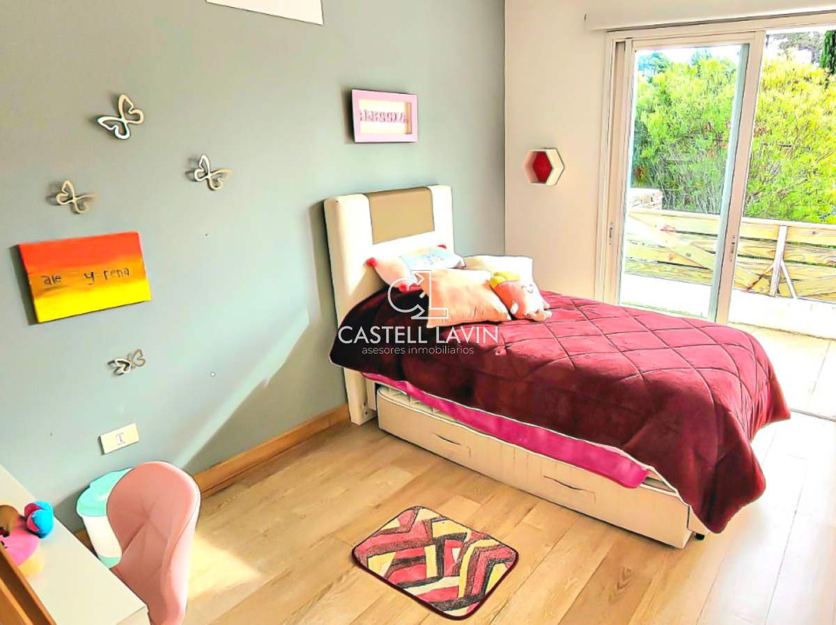 Casa ID.723 - Venta Casa 4 Dormitorios con piscina Marly Punta del Este