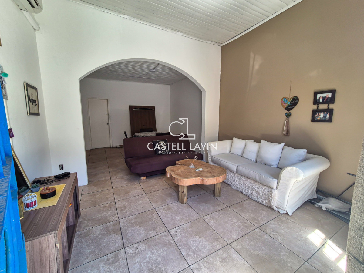 Casa ID.944 - Venta Casa 2 Dormitorios sobre Román Guerra Centro Maldonado