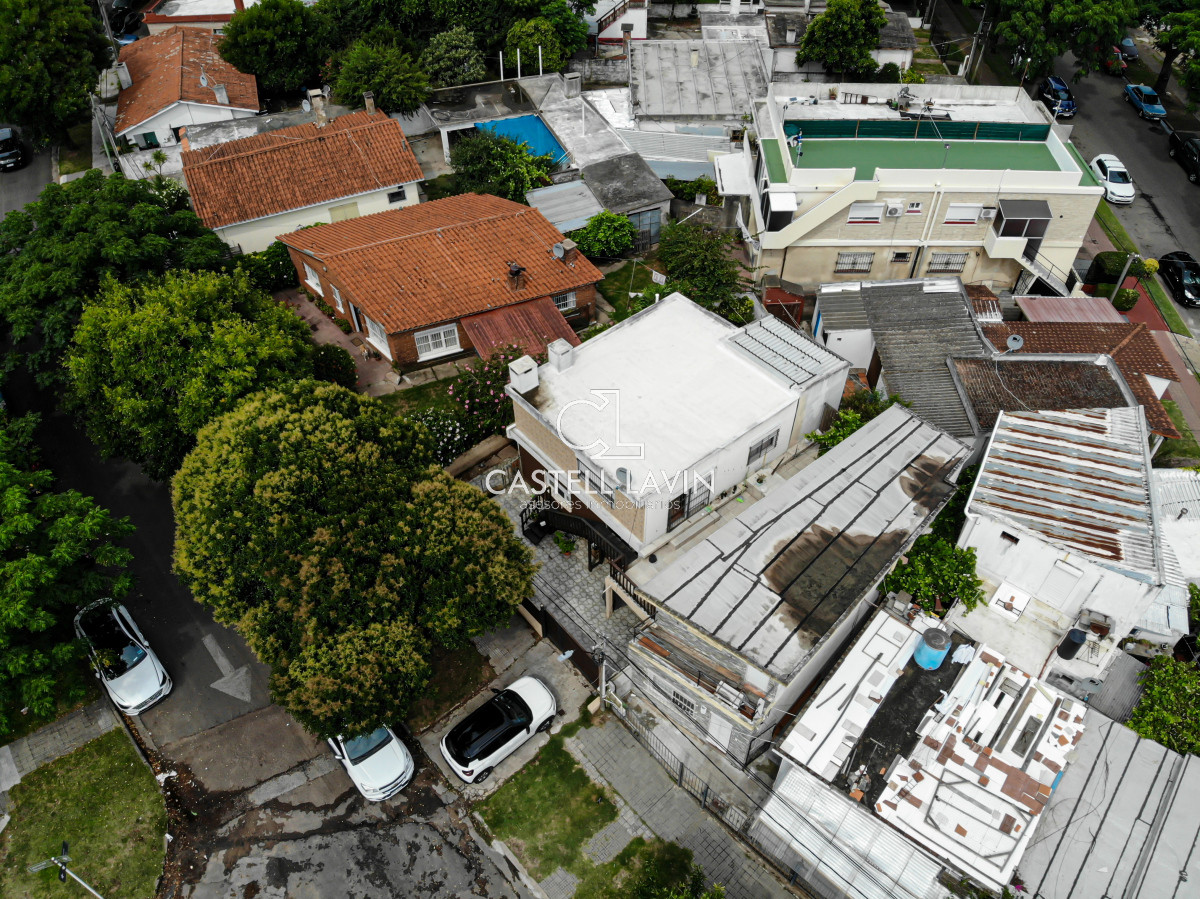 Casa ID.302 - Venta Casa 5 Dormitorios Barrio Rivera Maldonado 