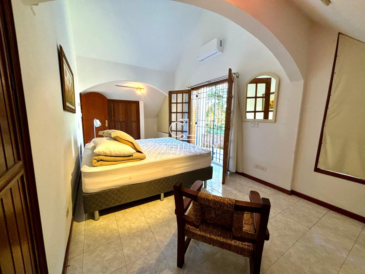 Casa ID.85 - Alquiler Temporal Casa 3 Dormitorios con Piscina Cantegril Punta del Este 
