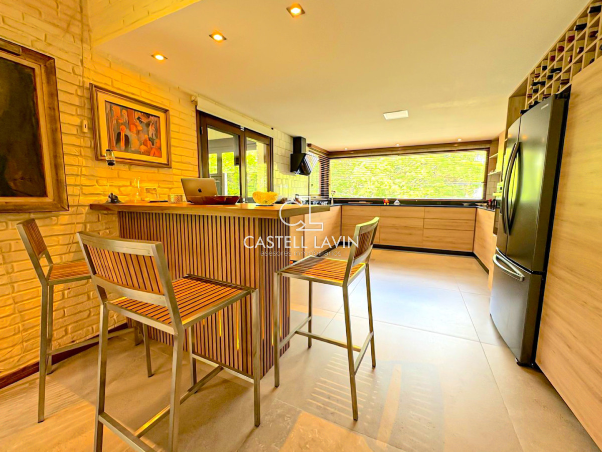 Casa ID.888 - Alquiler Temporal Casa 4 Dormitorios Cantegril Punta del Este