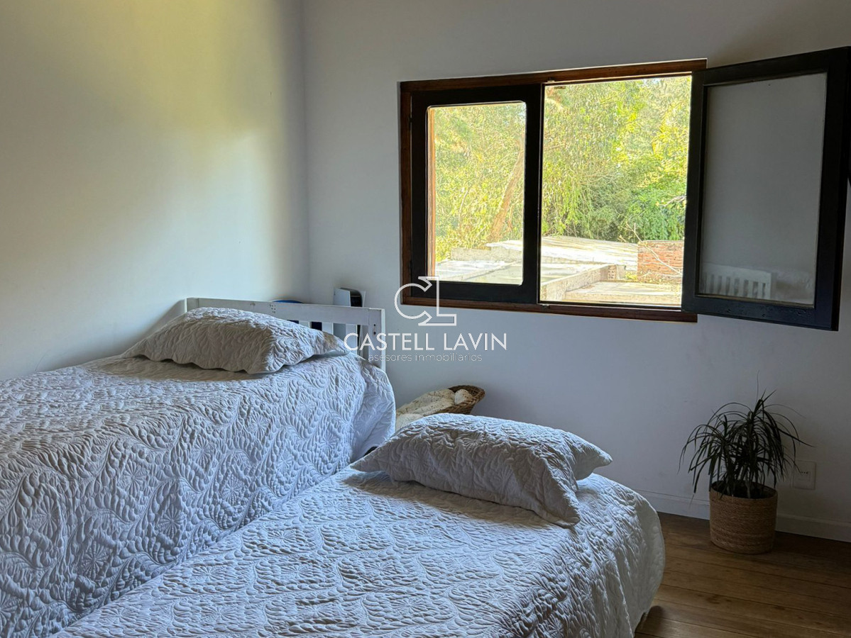 Casa ID.150 - Alquiler Temporal Casa 3 Dormitorios con Piscina Pinares Punta del Este 