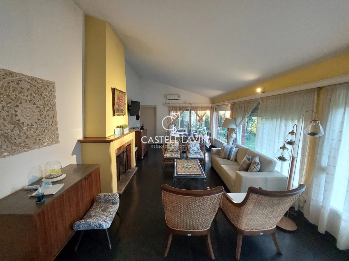 Casa ID.638 - Alquiler Temporal Casa 3 Dormitorios Playa Mansa Punta del Este