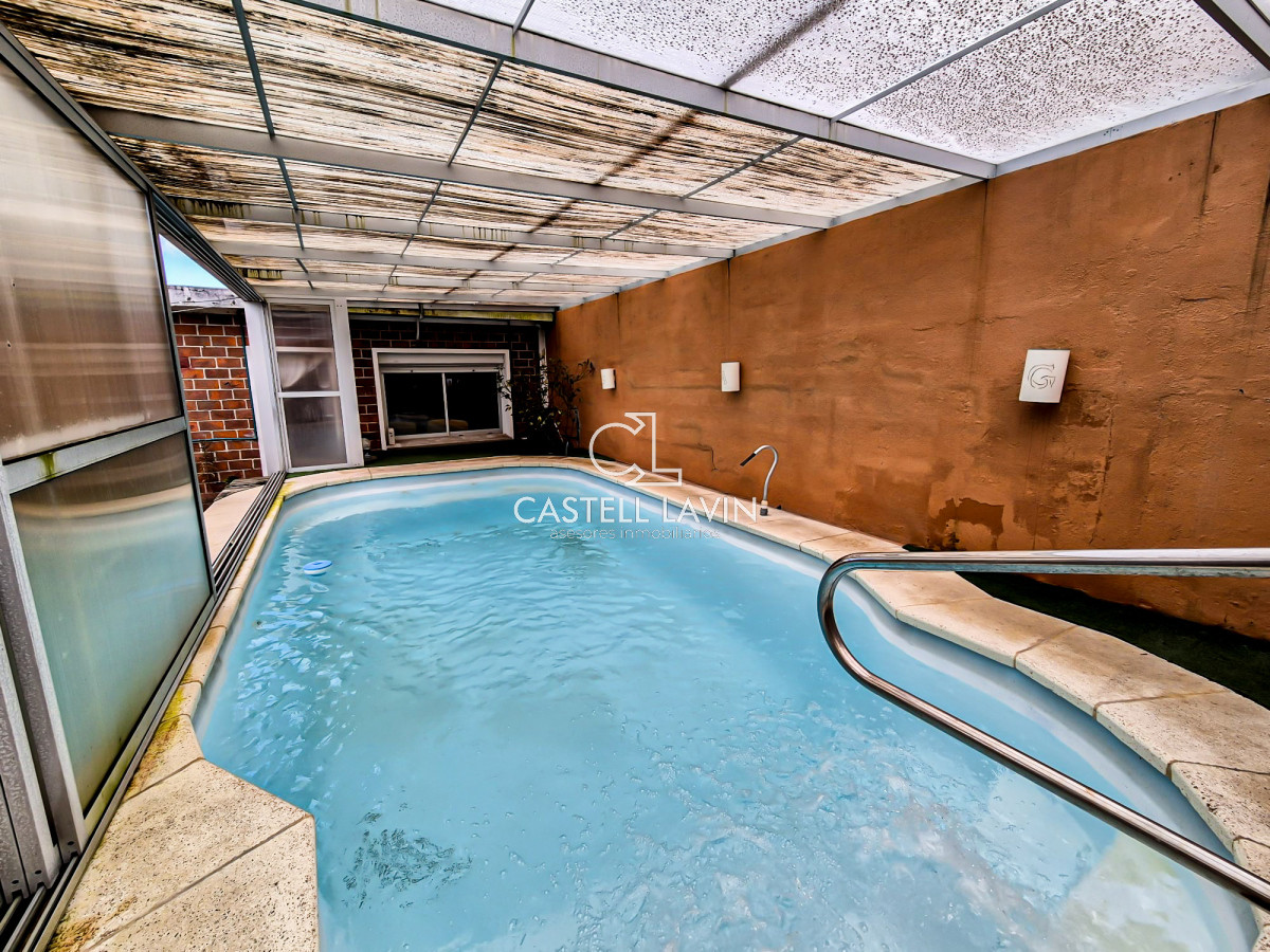 Casa ID.49 - Venta Casa con Piscina Climatizada Centro San Carlos