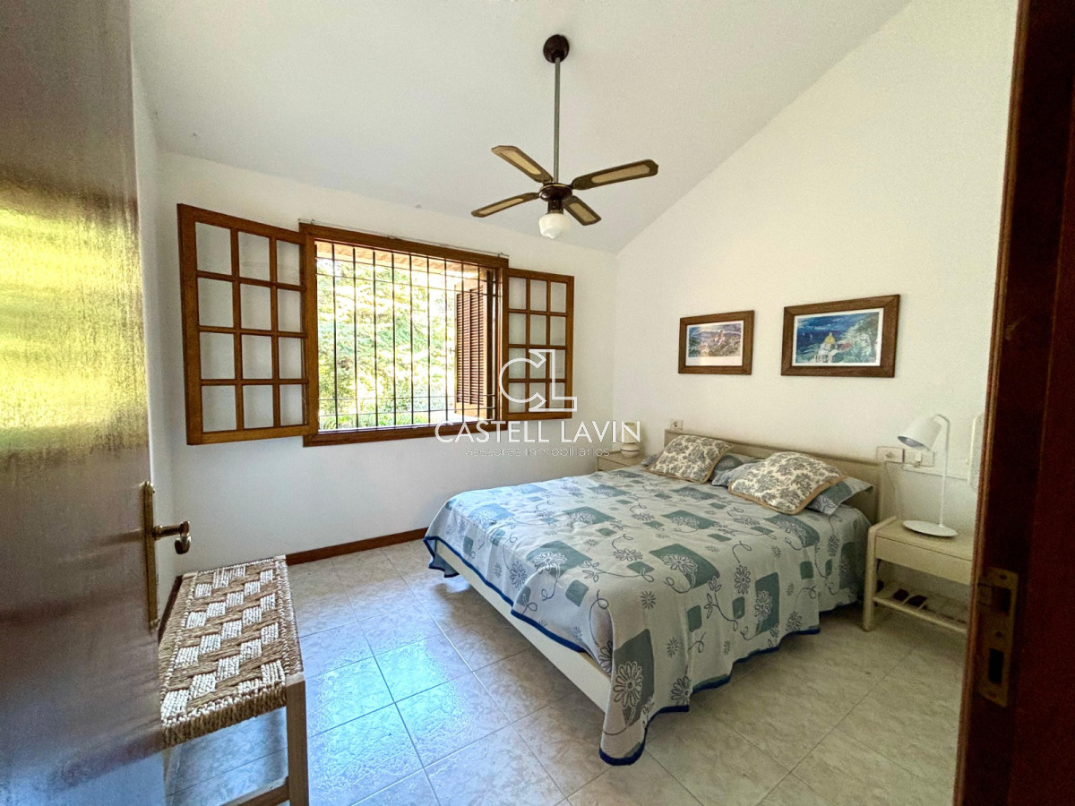 Casa ID.85 - Alquiler Temporal Casa 3 Dormitorios con Piscina Cantegril Punta del Este 