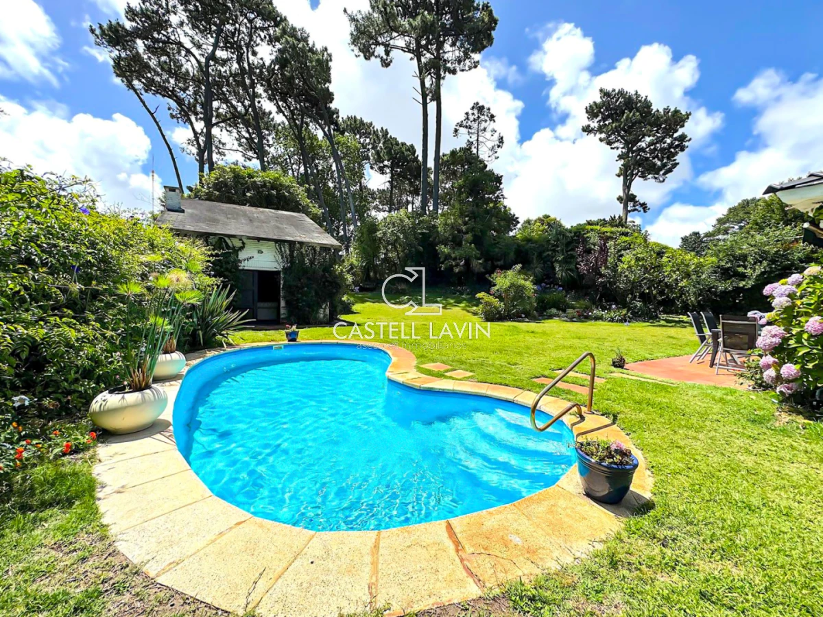 Casa ID.888 - Alquiler Temporal Casa 4 Dormitorios Cantegril Punta del Este