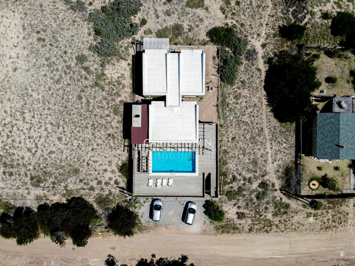 Casa ID.93 - Venta Casa 3 Dormitorios con vista al Mar Sauce de Portezuelo Punta Ballena