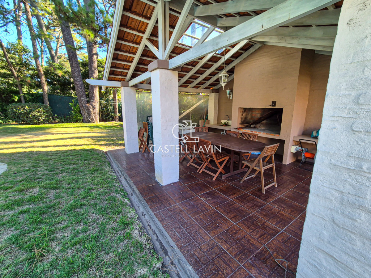 Casa ID.975 - Alquiler Anual Casa 3 Dormitorios San Rafael Punta del Este