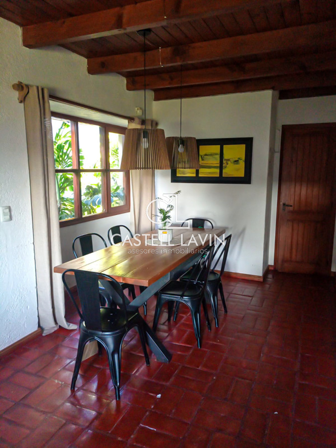 Casa ID.634 - Alquiler Temporal Casa 3 Dormitorios con Piscina Pinares Punta del Este