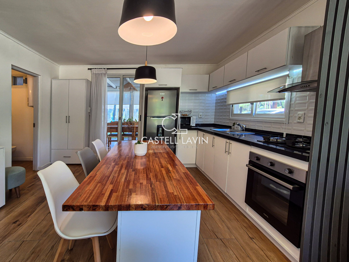 Casa ID.272 - Alquiler Temporal Casa 3 Dormitorios Burnett Punta del Este