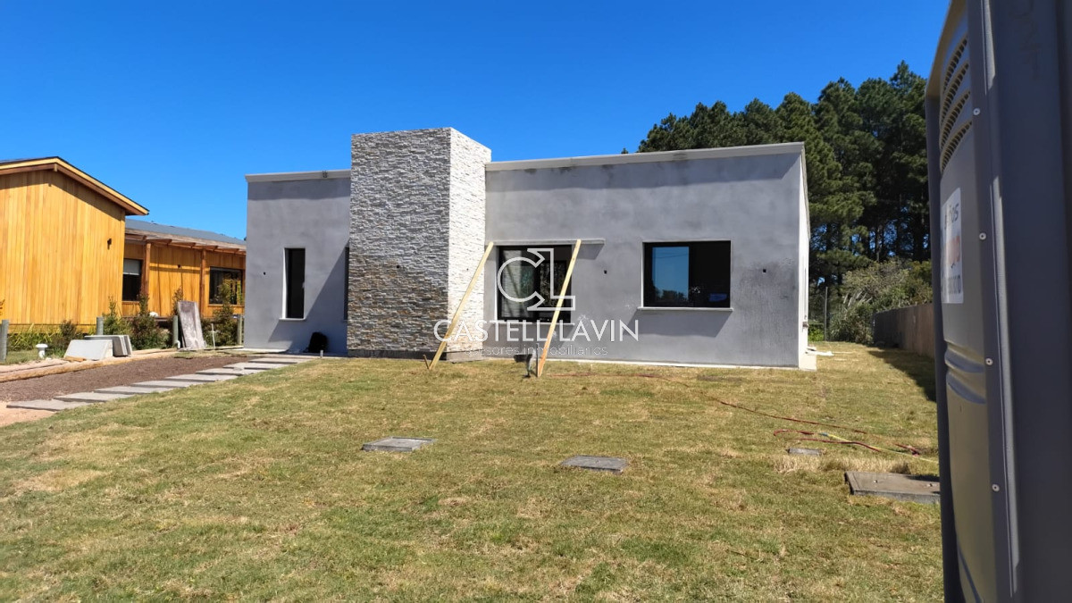 Casa ID.764 - Venta Casa moderna 3 Dormitorios en construcción Piedras del Chileno Punta del Este