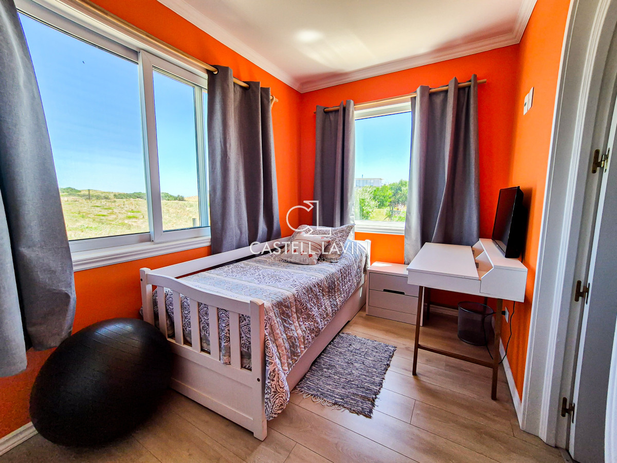 Casa ID.93 - Venta Casa 3 Dormitorios con vista al Mar Sauce de Portezuelo Punta Ballena